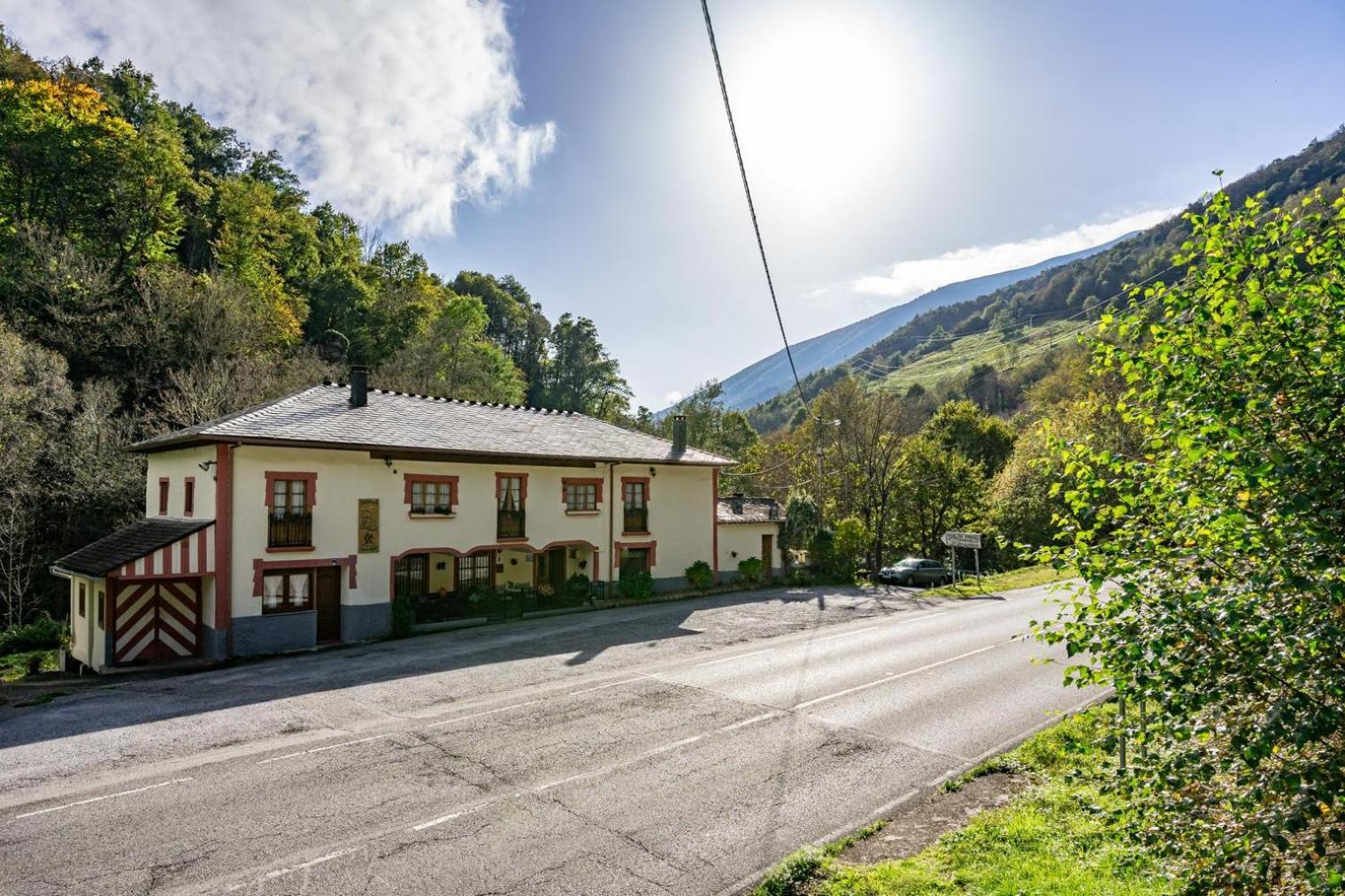 Casa De Aldea Country house *